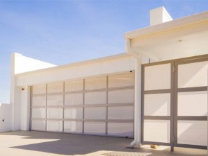 Inspirations garage door - aluminium frame with acrylic inserts