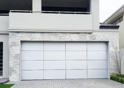 Custom Collection garage door - aluminium composite panels