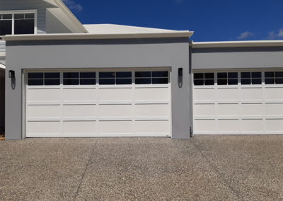 Custom Collection garage door - aluminium frame with acrylic inserts